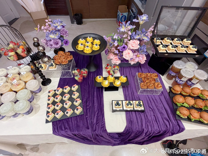 Tarzan李承勇感恩粉丝九年支持，承诺展现精彩比赛|lpl|AL|粉丝应援物产出|赛程|写作业_新浪体育_新浪新闻