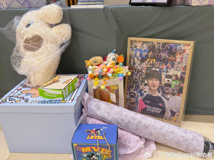 Tarzan李承勇感恩粉丝九年支持，承诺展现精彩比赛|lpl|AL|粉丝应援物产出|赛程|写作业_新浪体育_新浪新闻