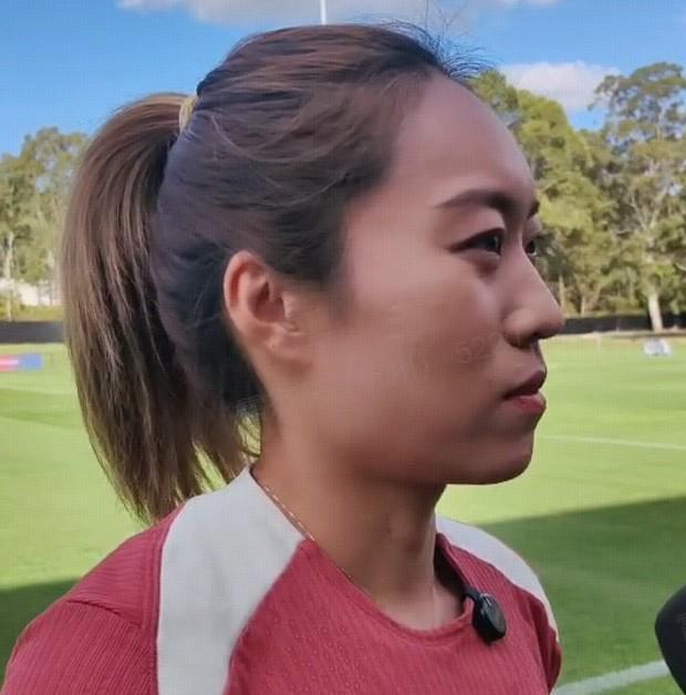 开云体育下载-唐佳丽：杯赛都是要慢慢适应，第一场比赛总是最难踢的