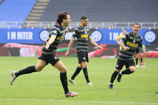 开云体育下载-孔蒂宿将，蓝黑福将：达米安火力全开再成英雄