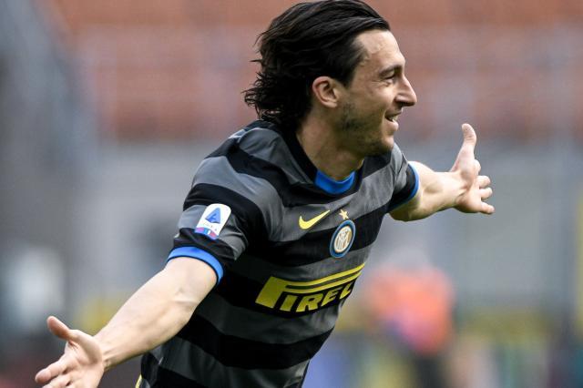 开云体育下载-孔蒂宿将，蓝黑福将：达米安火力全开再成英雄