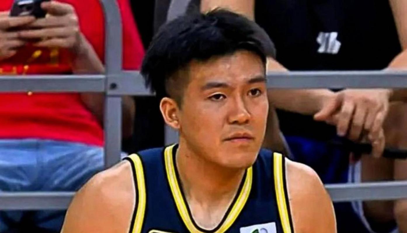 开云体育下载-广东男篮本赛季消失的“七位故人”！他们都在哪？过的还好吗？