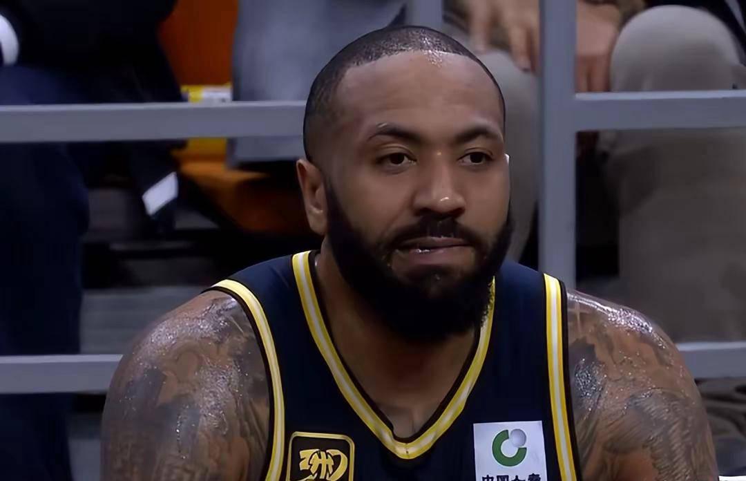 开云体育下载-广东男篮本赛季消失的“七位故人”！他们都在哪？过的还好吗？