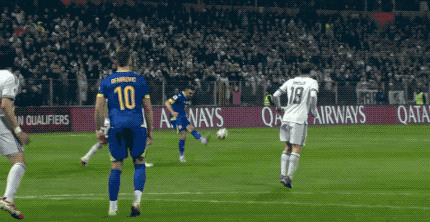 开云体育官网-2-5！灾难红牌毁掉附加赛决赛 世界杯4冠王无缘美加墨 已12年缺席|意大利|波黑|射门|多纳鲁马|点球大战_新浪体育_新浪新闻