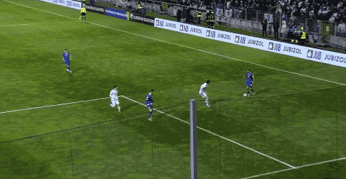 开云体育官网-2-5！灾难红牌毁掉附加赛决赛 世界杯4冠王无缘美加墨 已12年缺席|意大利|波黑|射门|多纳鲁马|点球大战_新浪体育_新浪新闻