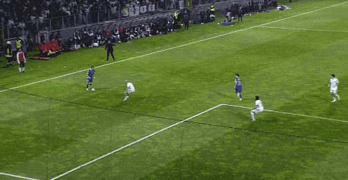 开云体育官网-2-5！灾难红牌毁掉附加赛决赛 世界杯4冠王无缘美加墨 已12年缺席|意大利|波黑|射门|多纳鲁马|点球大战_新浪体育_新浪新闻