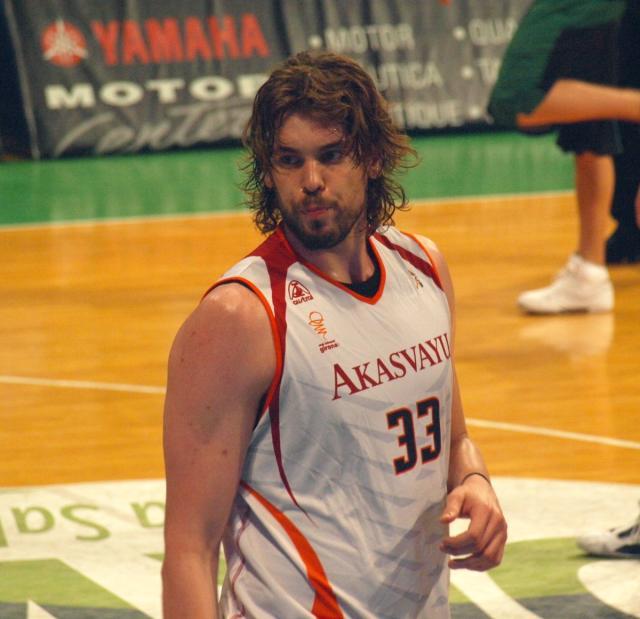 kaiyun-小加&amp;湖人：迟到13年的牵手 当年孙悦比他先被选中